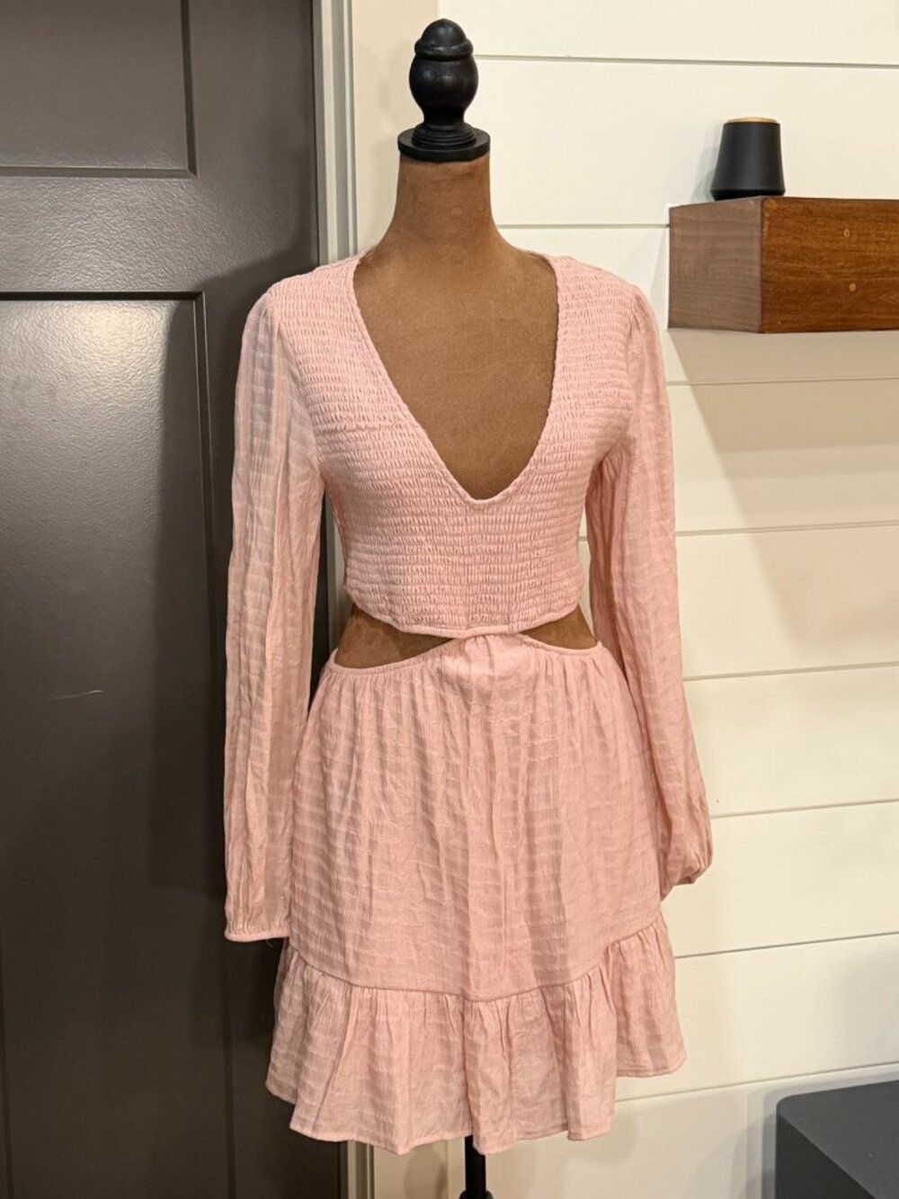 Altar’d State Textured Cutout Ruffle‑Hem Dress Size Medium Excellent Condition
